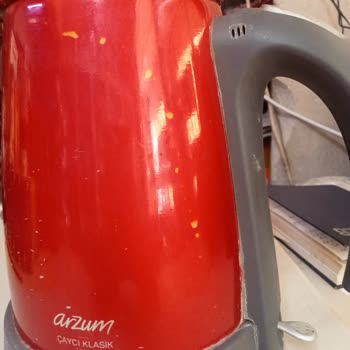 Çaycı Ve Kahve Makinesinde Boya Sorunları Ve Tost Makinesinde Tekrar Eden Arızalar