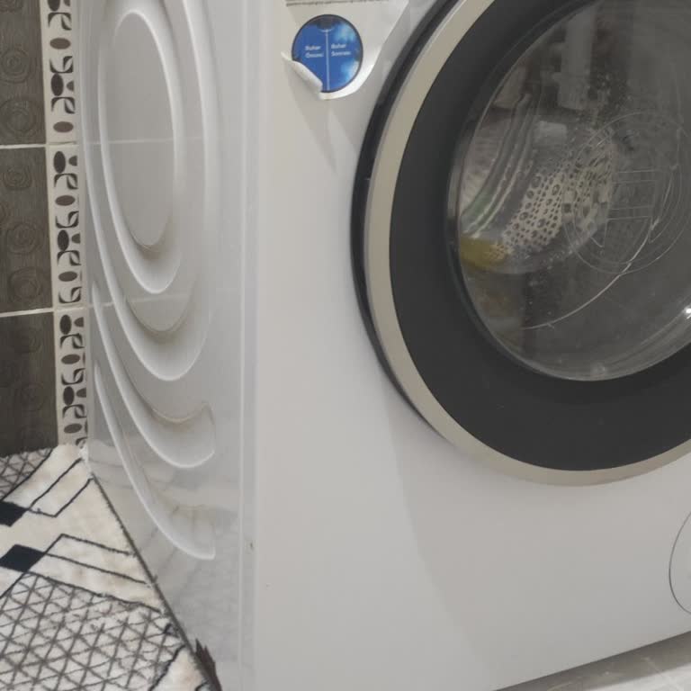 Garanti Kapsamındaki Bosch Çamaşır Makinesinde Paslanma Ve 12 Bin TL Ücret Talebi