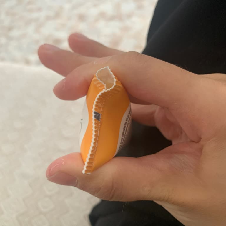 Sinoz Güneş Kremi Patlayan Ambalajı Cildimde İz Bıraktı