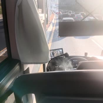 Şoförün Otobüste Sigara İçmesi Yolcu Sağlığını Tehlikeye Atıyor