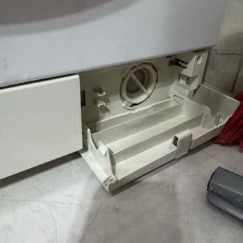 Arçelik Çamaşır Makinesinde Paslanma Ve Su Kaçırma Sorunu Garanti Dışı