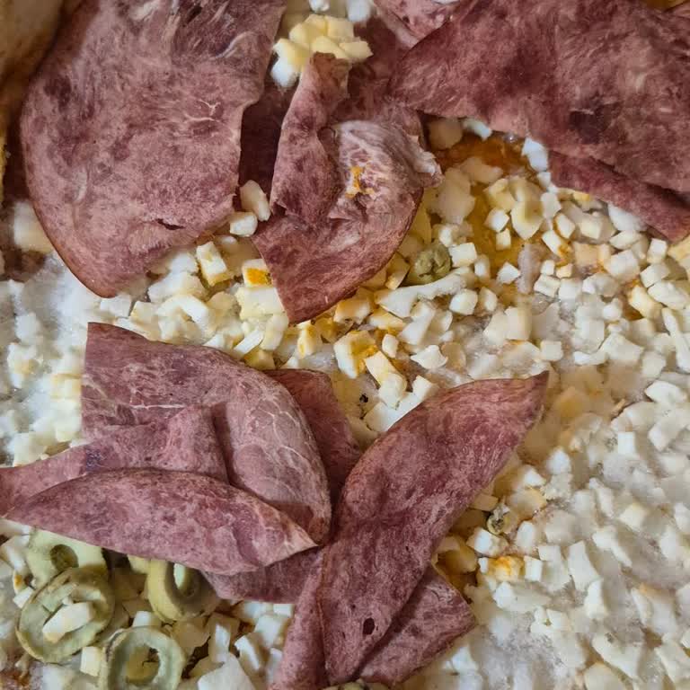 A101'de Satın Aldığım Pizza Paketi Yırtık Ve Donmuş, İade Talebi