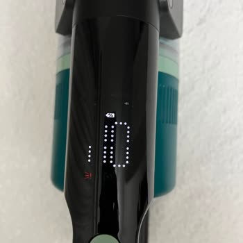 Philips XC6557 Dikey Süpürgede Sürekli Kırılma Ve İ-10 Hatası Garantiden Dışarı Bırakıldı