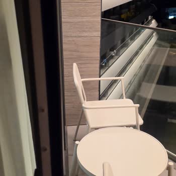 Swissotel, Garaje Caliente y Balcón Iluminado Arruinan Mi Estancia