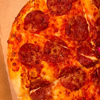 Eksik Malzemeli Mix Pizza Ve İade Talebi