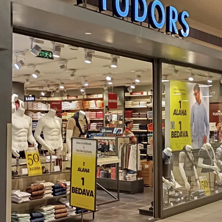 Tudors Mağazasında 50 TL Fazla Ücret Kesildi Ve Çalışanın Umursamaz Davranışı