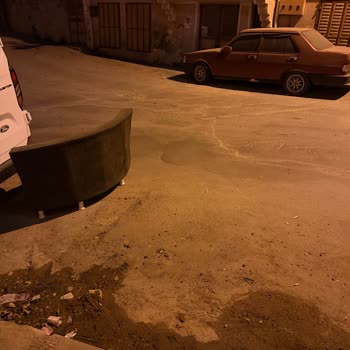 Burgaz Mahallesi’nde Kirli Su, Çöp Ve Çöp Kutusu Eksikliği İçin Acil Müdahale Talebi
