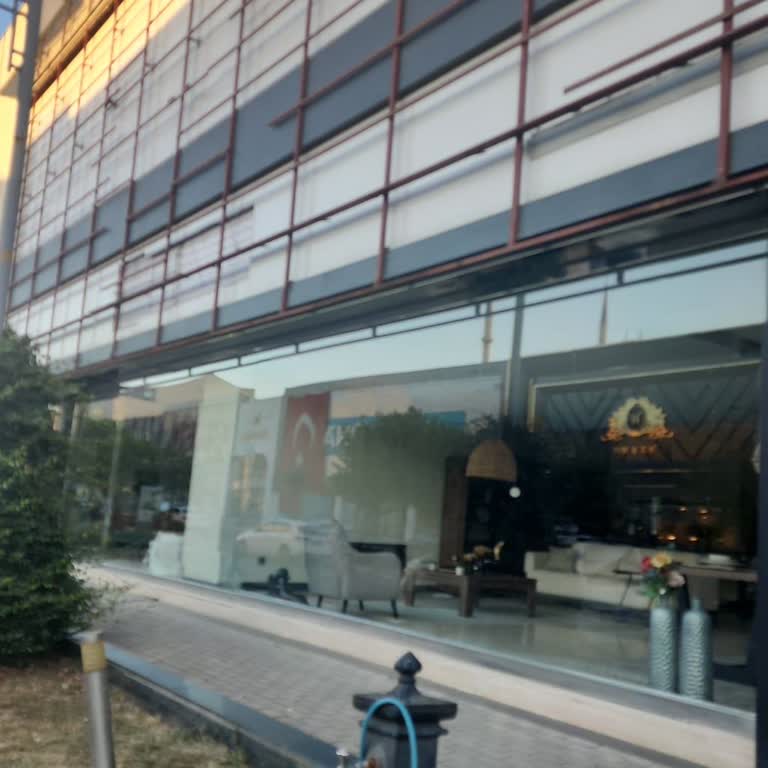 Kapanan Mağaza Nedeniyle Teslim Edilmemiş Mobilya Ve İade Talebi