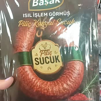Kandilli Sucukta Küf Görüntüsü Ve Markette Hijyen İhlali