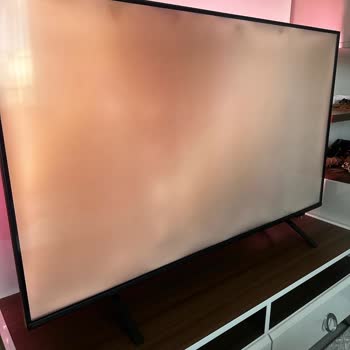 Satıcıdan Sıfır Satılan TV'de Ölü Piksel Ve 324 Günlük Kullanım Süresi