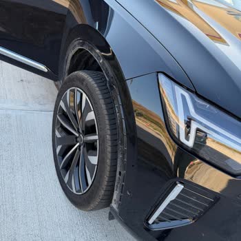 Volvo XC90'da Ön Tamponun Yüksek Hızda Ayrılması Güvenlik Riskine Dönüştü