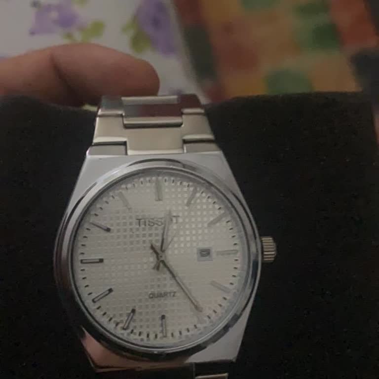 Reklamla Uyuşmayan Saat Ve Cevapsız Satıcı Nedeniyle İade Talebi