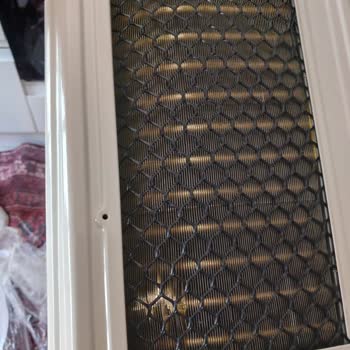 Ayıplı Klima Dış Ünitesi Kargo’da Takıldı, Satıcı Kabul Etmiyor Ve 1.000 TL Servis Ücreti