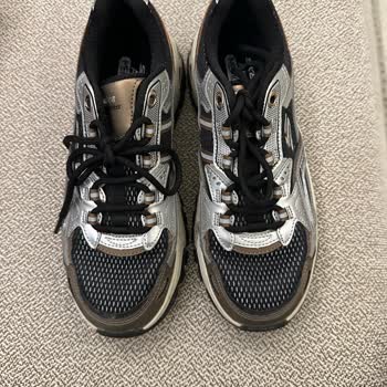 Skechers Ayakkabısında Kısa Sürede Deformasyon Ve Yırtılma, Şikayetim Reddedildi