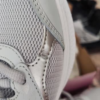 Satıcı Tarafından Kullanılmış Skechers GO Run 2.0 Kadın Ayakkabı Gönderilmesi