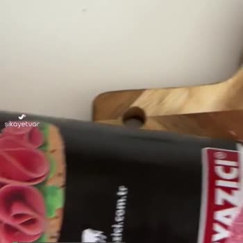 Başyazıcı Salam İçinden Plastik Çıkıyor