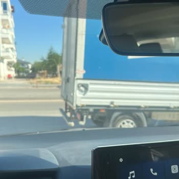 Beko Yetkili Servis Aracı Otopark Çıkışını Engelledi, Personel Kaba Davrandı