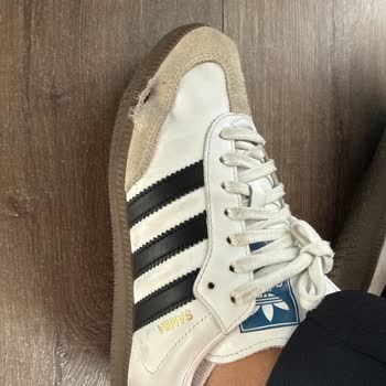 Adidas Samba Ayakkabısının Yan Kenarında Çabuk Parçalanması Ve Değişim Talebi