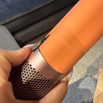 Dyson Airstrait Çizikli Ürün İçin Değişim Talebi