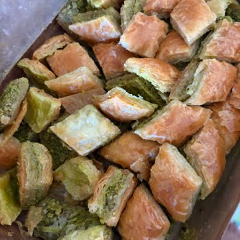Büyük Hayal Kırıklığı Yaratan Parçalanmış Baklava İade Talebi