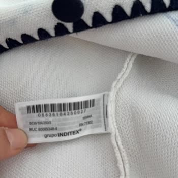 Zara Yelekte İlk Yıkamada Boya Atması Üretim Hatası Olarak Kabul Edilmedi