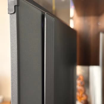 Premium Samsung QLED’de Işık Sızması, Servisin Estetik Hata İddiası Kabul Edilemez