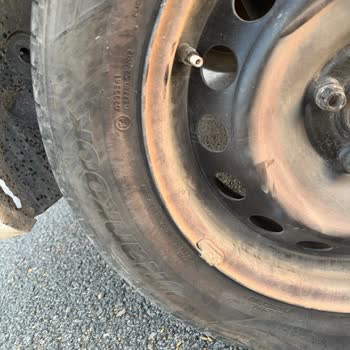 Yeni Hankook Lastiğinin Otoyolda Patlaması Ve Değişim Talebi