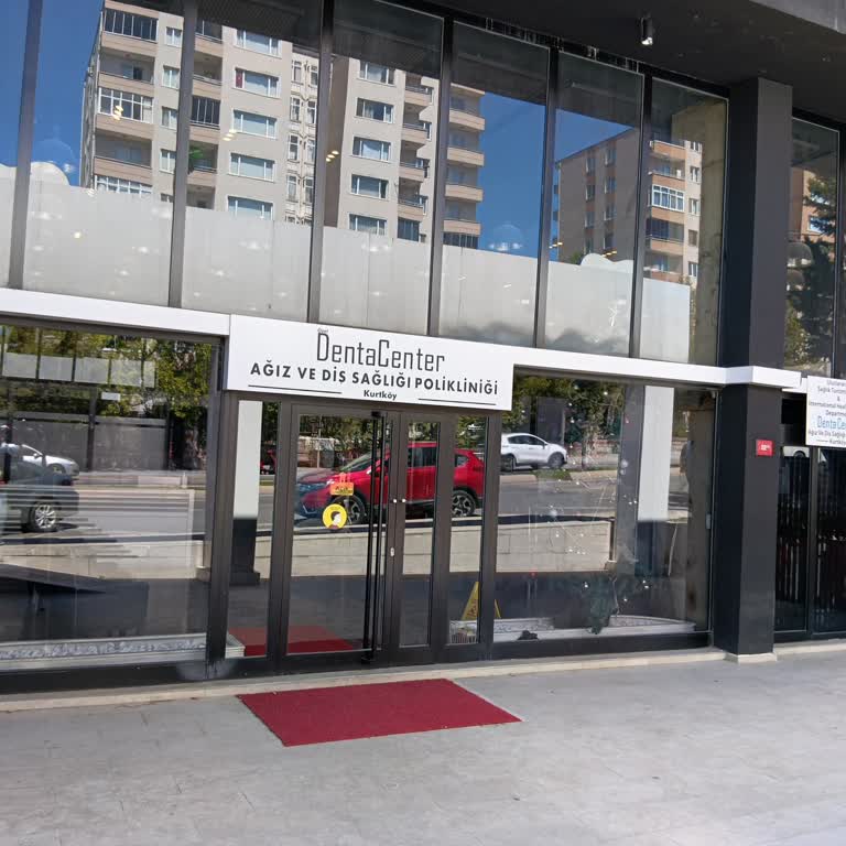 Dentacenter Kurtköy'de Engelli Hastaya Ayrımcı Davranış