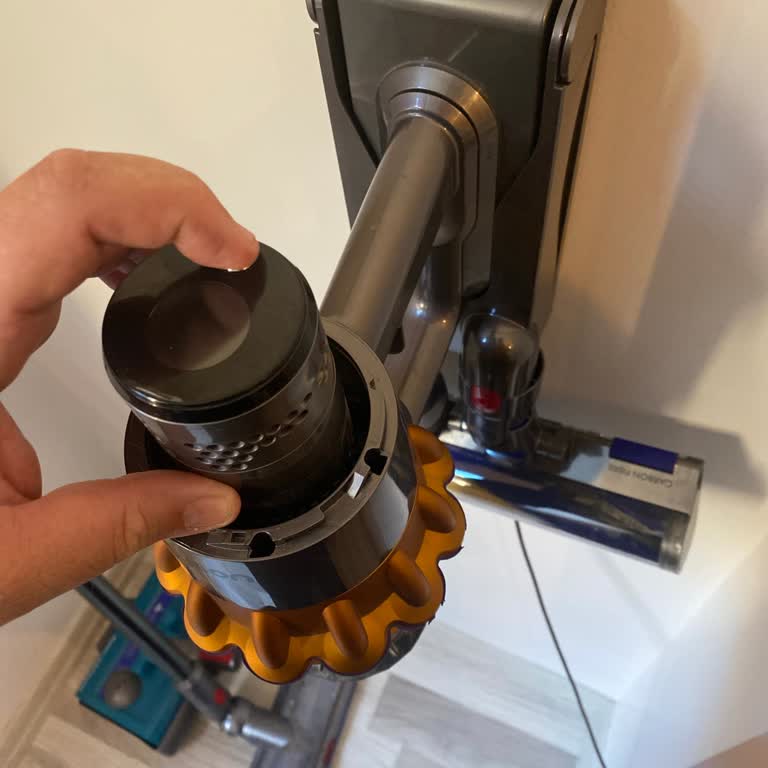 Dyson V15 Batarya Arızası Garantiden Sonra Çözüm Bekliyor