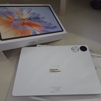 Uzay Gri Tablet Yerine Beyaz Ürün Gönderildi Ve Müşteri Hizmetleri Cevapsız