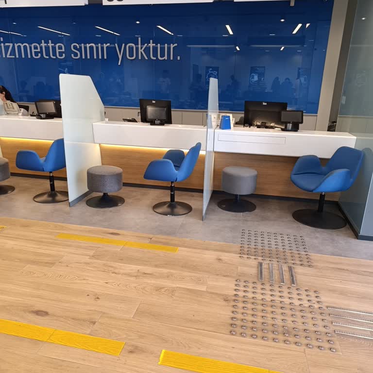 Personel Eksikliği Ve Çocuklu Müşterilere Öncelik Verilmemesi
