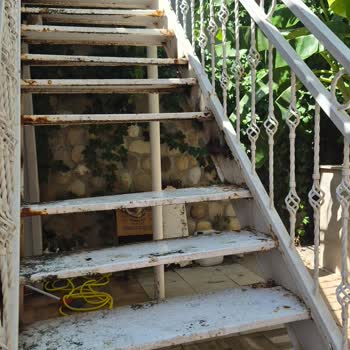 Önceden Ödenen Rezervasyon İçin Oda Yok Ve Hijyen Güvenlik Sorunları