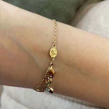 Garanti Kapsamındaki Swarovski Bilekliğinde Kararma Ve Renk Atması