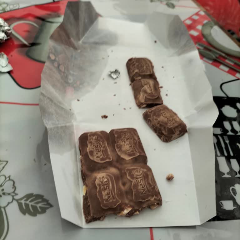 Nestle Çikolatasında Beyazlama Sorunu Ve Değişim Talebi