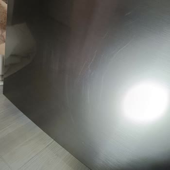 Dondurucu Çalışmıyor Ve Servis Belgesiz Ürüne Çizik Bıraktı
