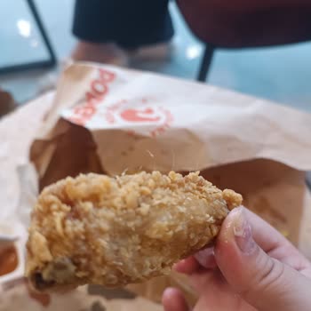 Diyarbakır Popeyes Şubesinde Tavukta Kıl Çıktı Ve Hijyen İhlali