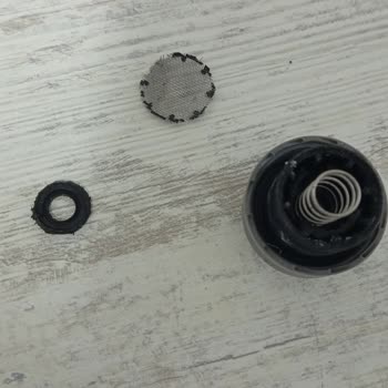 Bissell Crosswave HF2 Su Haznesi Parçasının Tekrarlayan Kırılması Ve Kalitesizliği