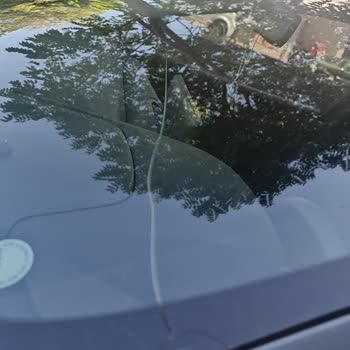 Ön Cam Değişikliği Gecikmesi Ve Bilgilendirme Eksikliği