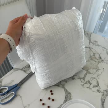 Orijinal Olmayan Kedi Maması Ve İade Talebi
