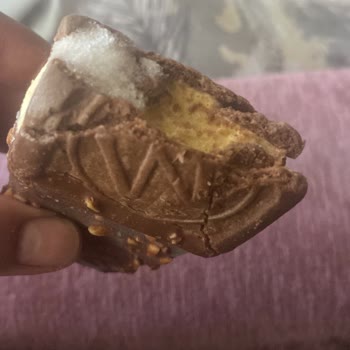 Ürün Ayıplı: Yarım Kısmı Eksik Ve Reklamla Uyuşmuyor