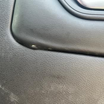 2022 Nissan Qashqai Door Card Upholstery Peeling Off