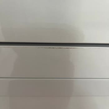 Servis Görevlisinin Su Ve Islak Bez Suçlaması Ve Saygısız Yaklaşımı
