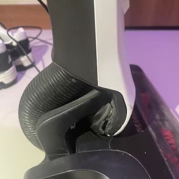 Miele Triflex'in Kırılan Plastik Parçası İçin 12 Bin TL Ücret Haksız