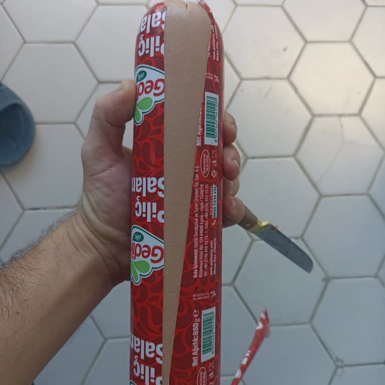 Şok Market ’te Bozulmuş Gedik Piliç Salam Üzerine Şikayet Ve İade Talebi