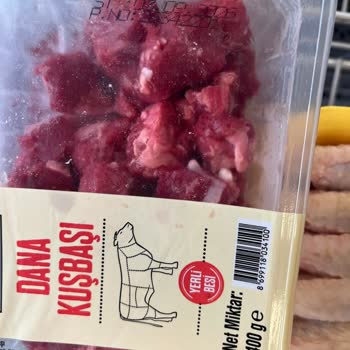 Tarihi Geçmiş Ve Bozuk Ambalajlı Sucuk Satışı Gıda Güvenliğini Tehlikeye Atıyor