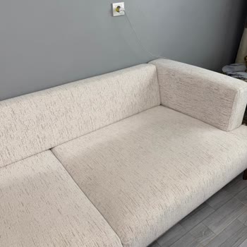 İstikbal Shine Koltuk Takımında Renk Ve Kumaş Uyuşmazlığı, Yırtıklar Ve Yetkisiz İlgisizlik