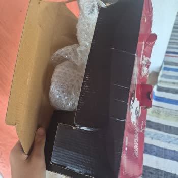 Dacia Yanlış Ayna ve Hasarlı Paketleme Nedeniyle Mağdur Oldum