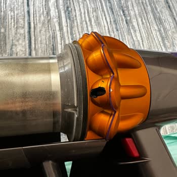 Dyson V15 Submarine Ürünü Çatlak Ve Kapanma Sorunu Garanti Dışı Ücret Talebi
