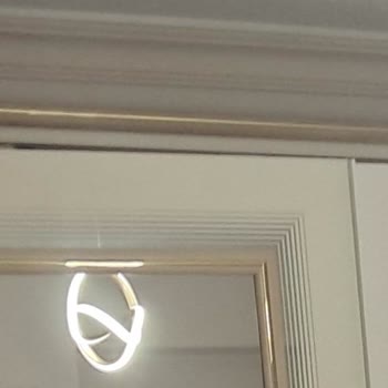 İstikbal Dolabında Hızlı Soyulma Ve Sürgü Kapağın Çıkması, Servis Çözüm Sunamıyor