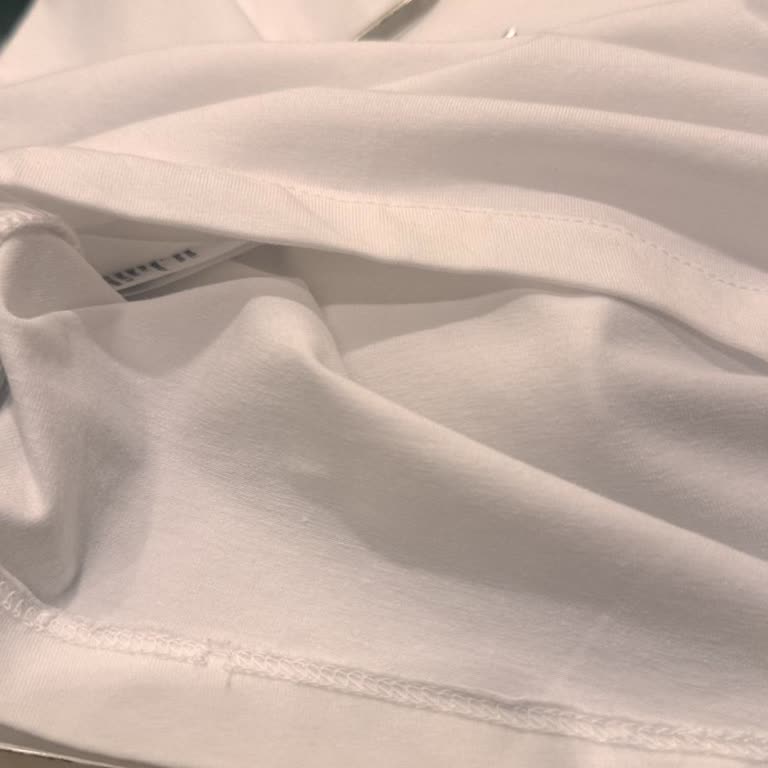 Lacoste Tişörtündeki Dikiş Hatası Reddedildi, İade Talebi Kabul Edilmedi